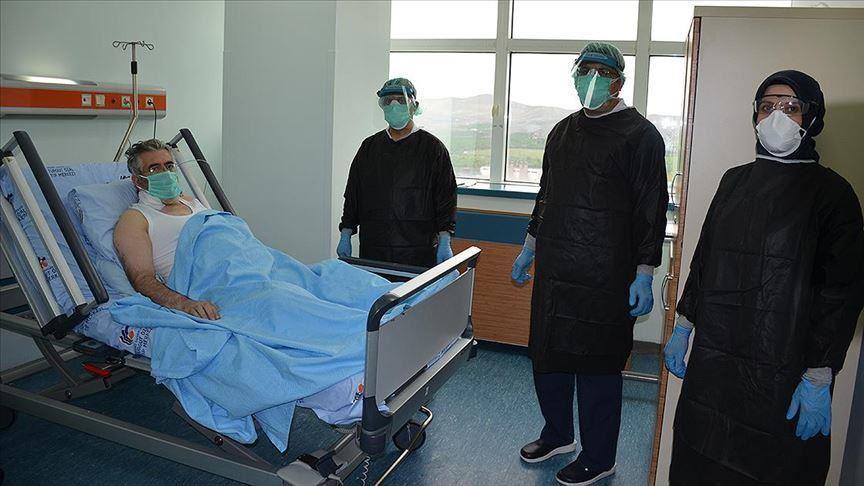 1st post-plasma treatment COVID-19 recovery recorded in Turkey