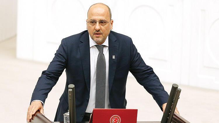 HDP lawmaker Ahmet Şık announces resignation