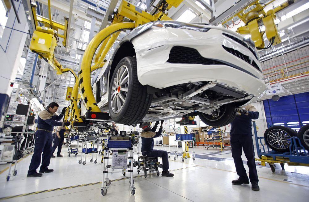 Turkeys automotive exports stand at $596 mln in April