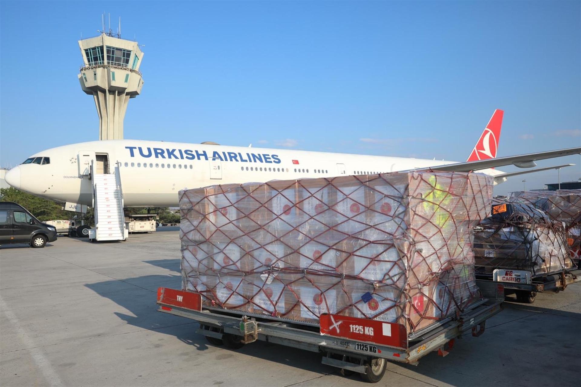 Turkey sends medical supplies to Ukraine, Tunisia