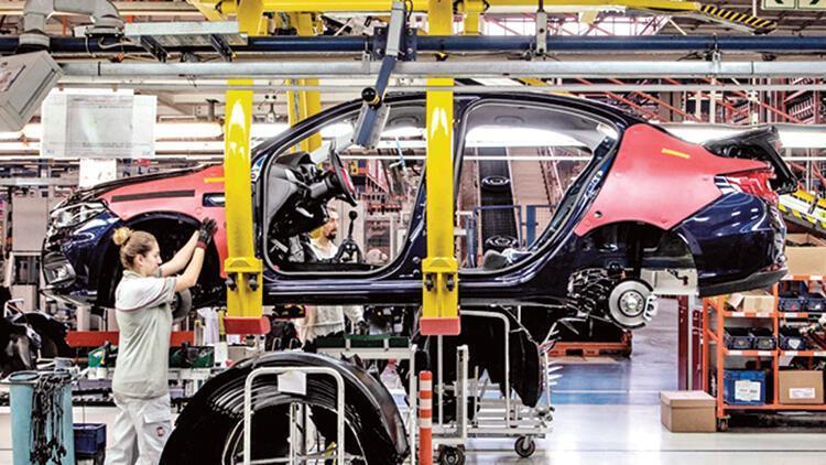 Auto production over 352,000 in January-April 2020