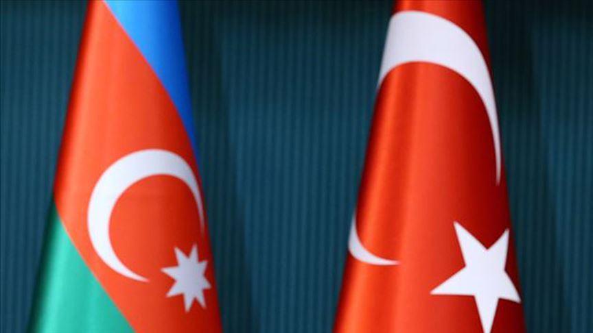 Azerbaijans mission in Turkey aids expats amid virus