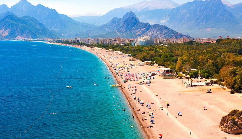Turkey to resume domestic tourism as of May 28: Minister