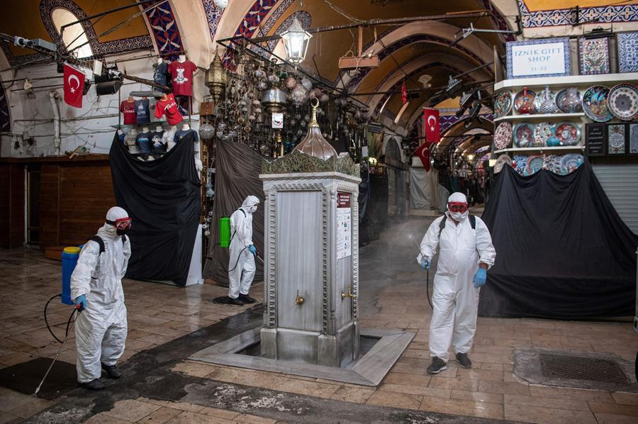 After rare silence, Istanbul’s Grand Bazaar prepares to reopen