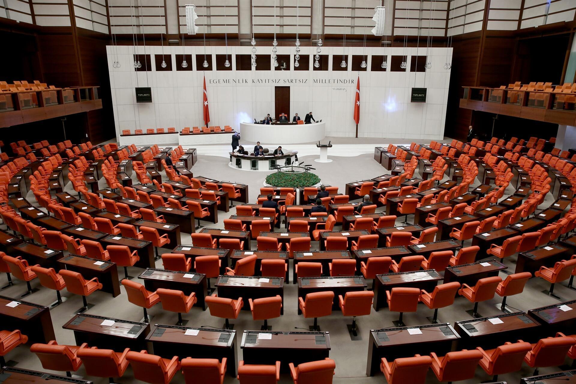Turkish Parliament to re-convene with busy agenda