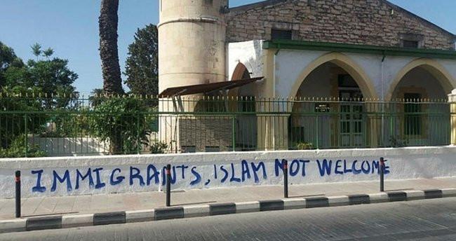 Molotov cocktail thrown at Turkish mosque in Greek Cyprus