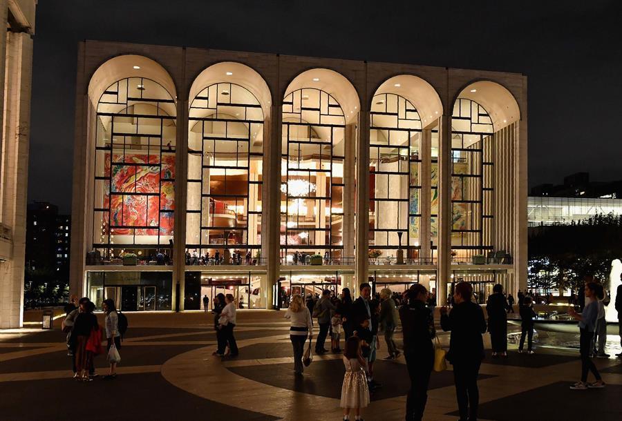 Met Opera cancels fall season