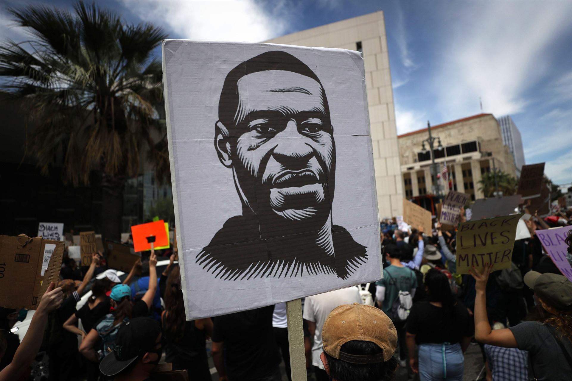 Protesters return to the streets as Trump decries lowlifes