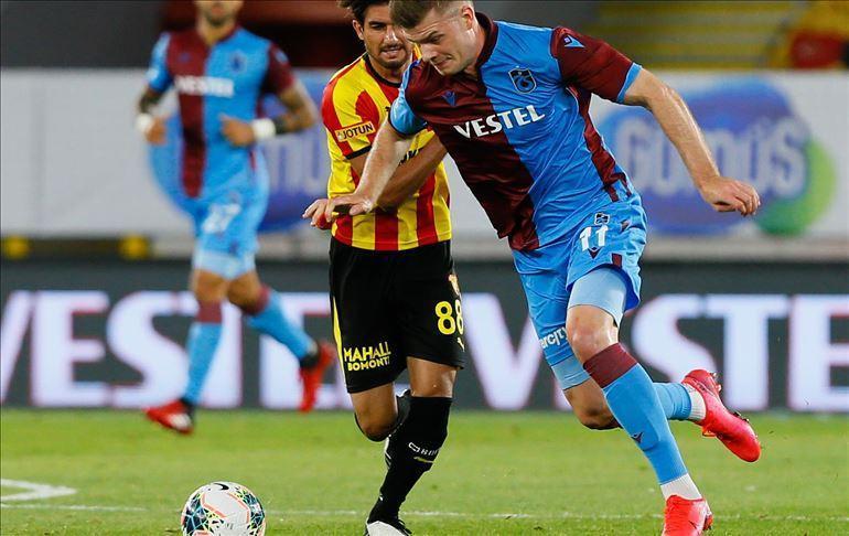 Fenerbahçe topples Kayserispor, Trabzonspor beats Göztepe