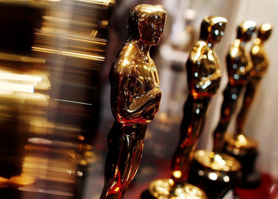 Oscars to draw up diversity rules for nominees