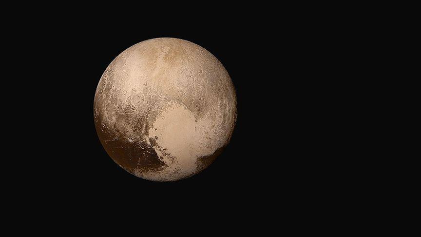 Pluto’s crust may be hiding ocean