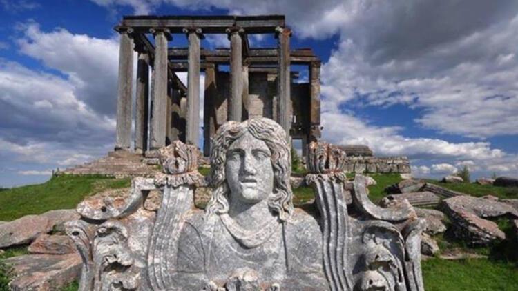 Restoration in ancient city of Aizanoi begins
