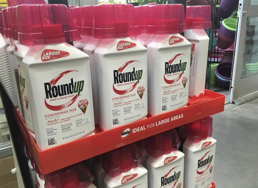 Bayer pays $10 bn to settle weedkiller cancer cases
