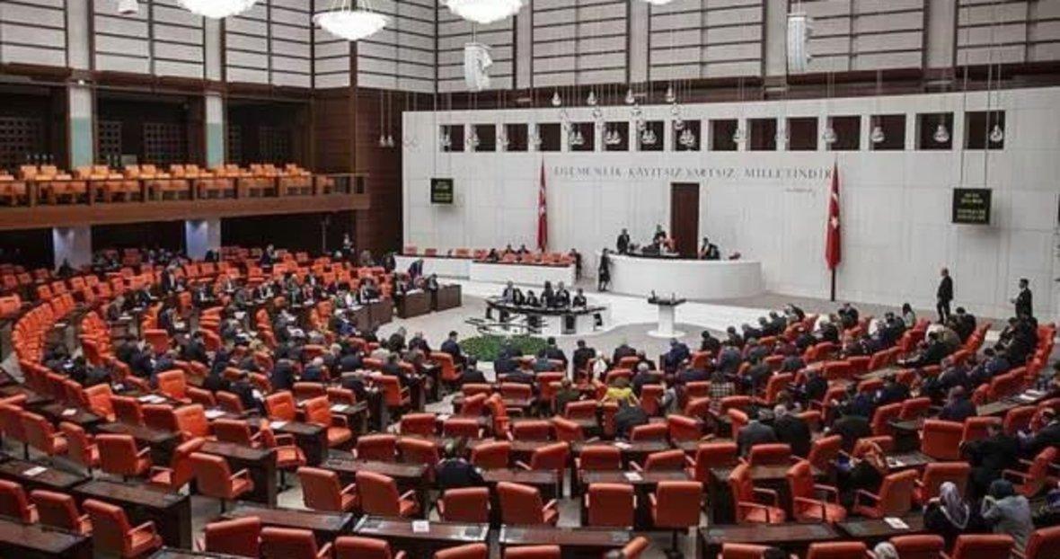 Ruling party discusses amendment it seeks in law on attorneys with opposition parties