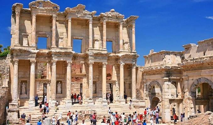 Top Turkish, German diplomats to discuss tourism