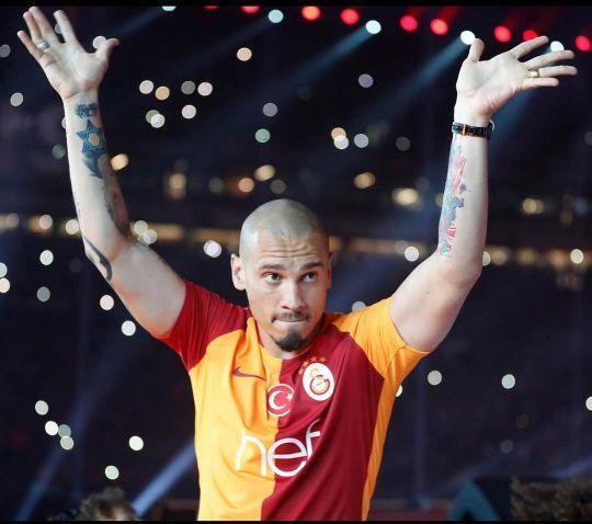 Galatasaray Da Transfer Krizi Arabas Na Bile El Koyuldu Son