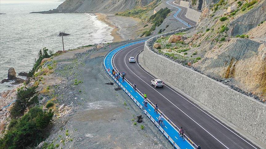 Turkish Med boasts record new seaside bike path