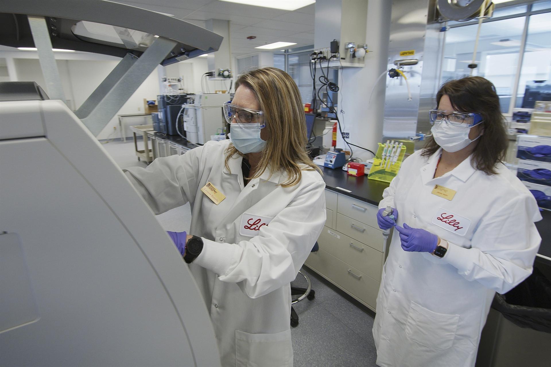 Worldwide virus cases top 20 million, doubling in six weeks