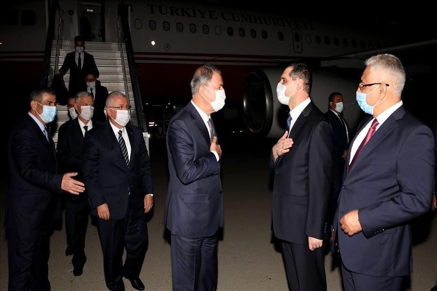 Turkeys top military officials visit Azerbaijan to observe drills