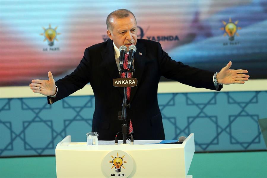 Turkey should produce own documents on women, family: Erdoğan