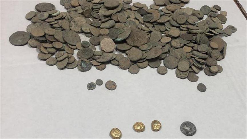 Nearly 70,000 historical artifacts seized in İzmir, Manisa