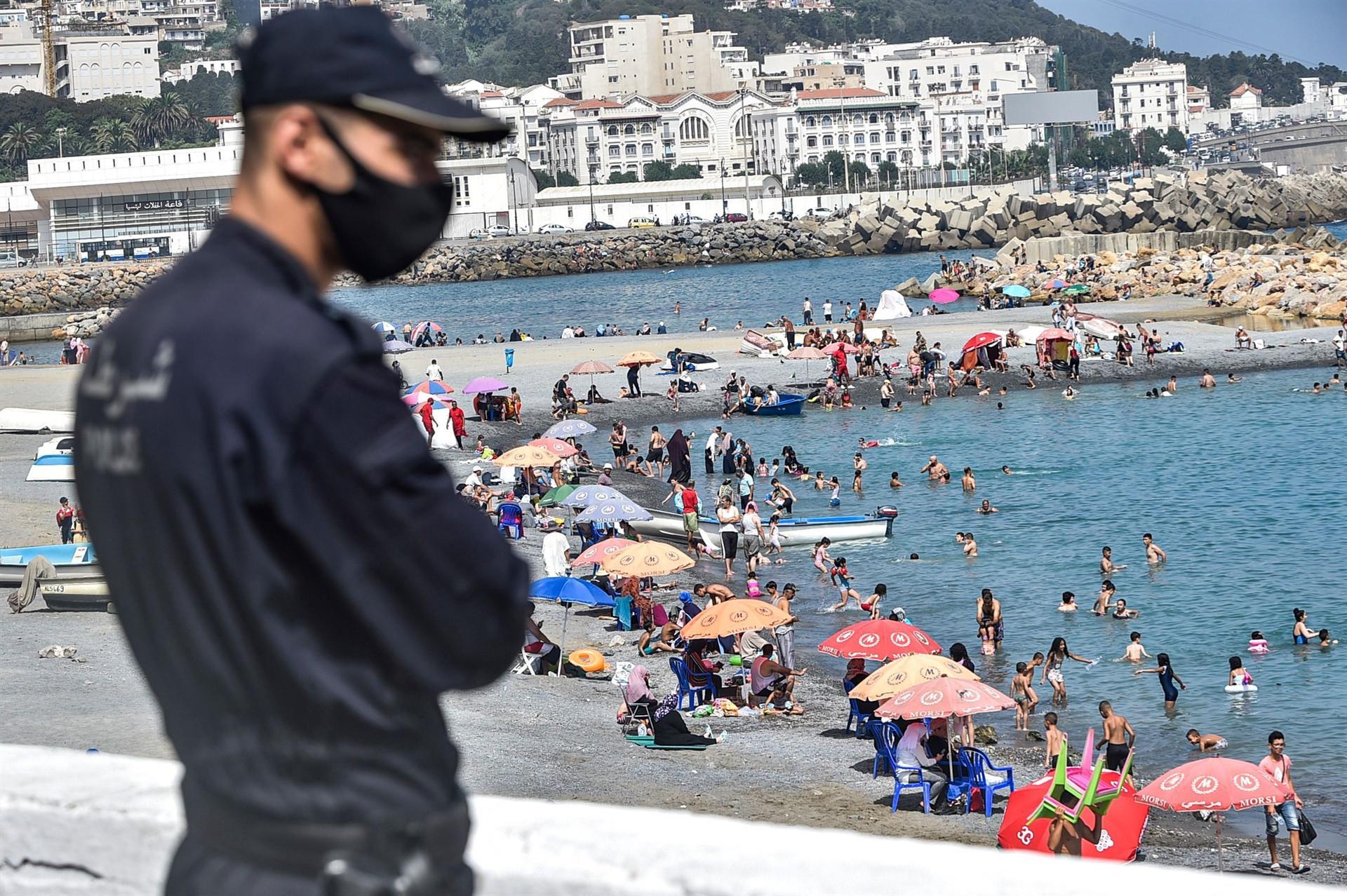 Algeria turns to Islamic finance to prop up economy