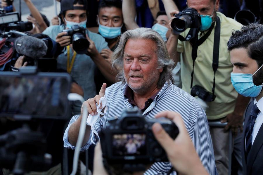 Ex-Trump advisor Bannon says he is ’political hit job’ victim