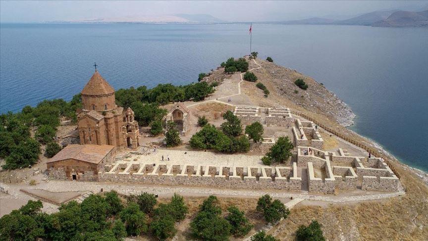 Akdamar Church to hold mass with COVID-19 measures
