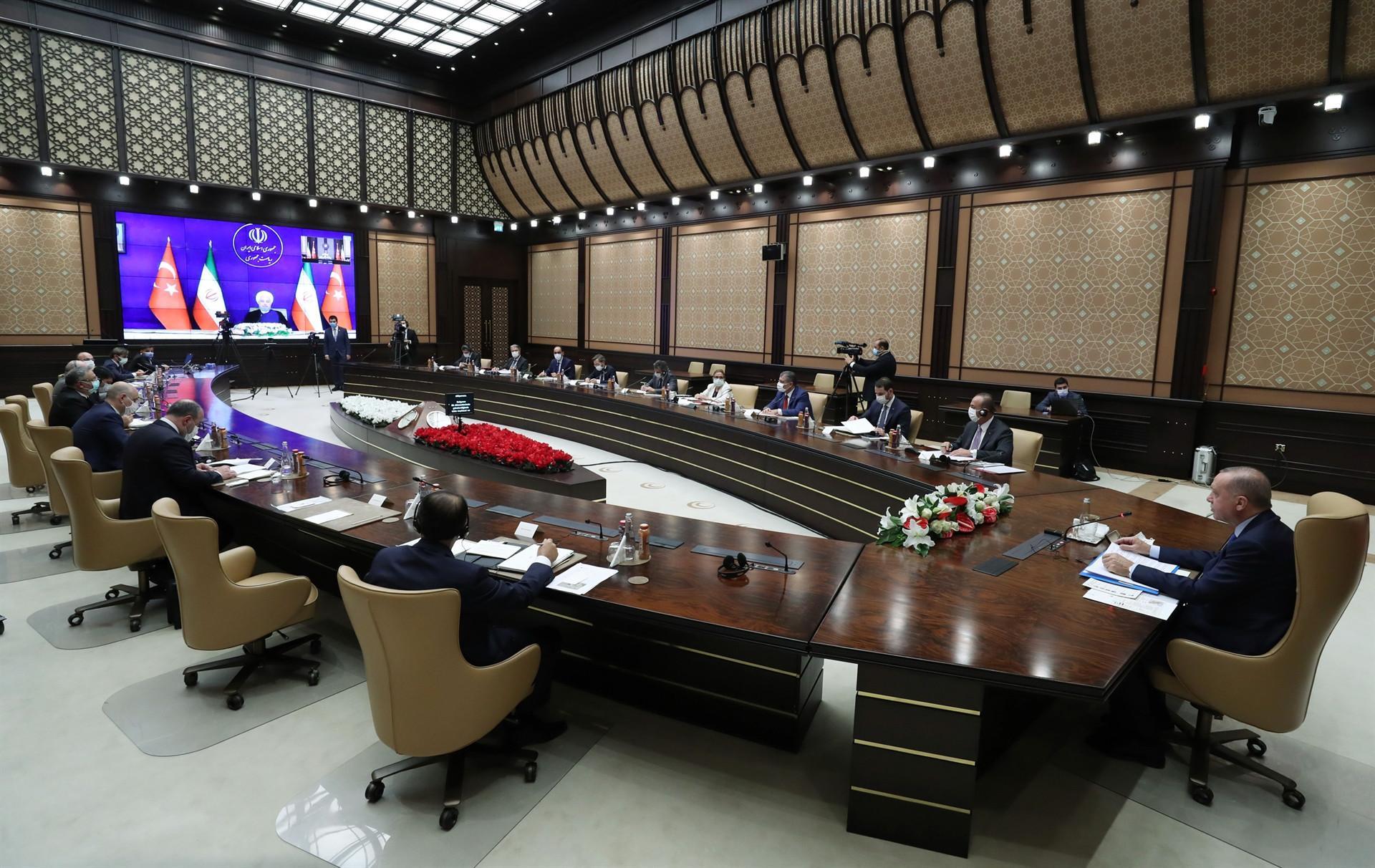 Turkey-Iran dialogue decisive in solving local problems: Erdoğan