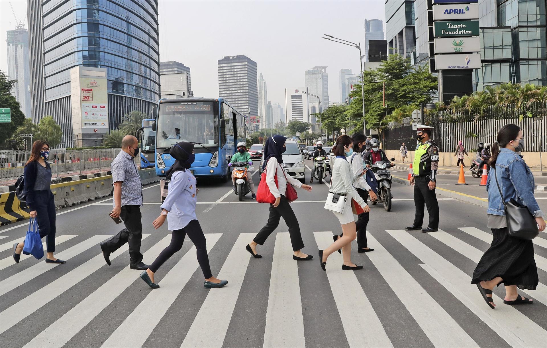 WHO reports record one-day increase in global coronavirus cases, up over 307,000