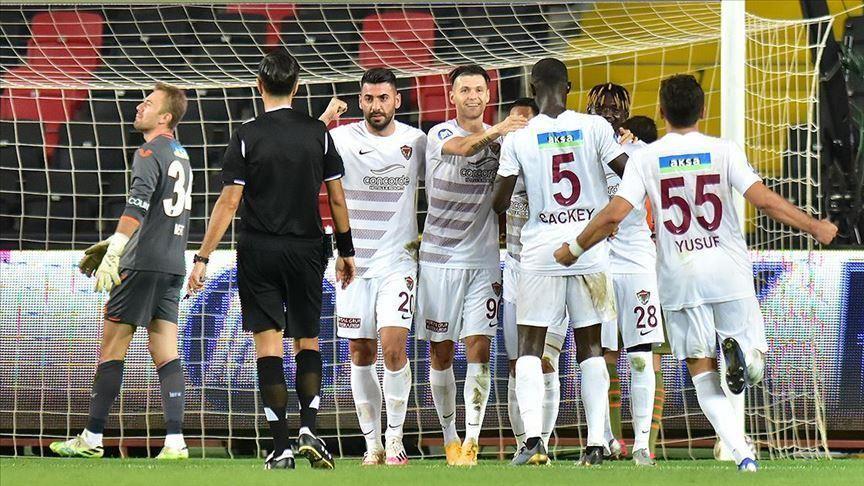 Başakşehir loses, title favorites win in Süper Lig’s first week