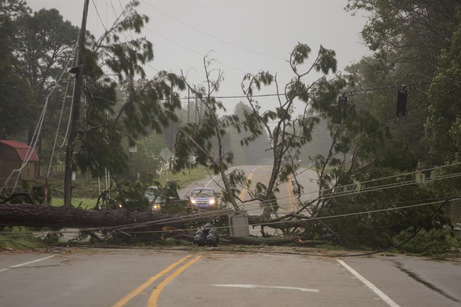 Sally drenches US Southeast after hitting Gulf Coast as hurricane