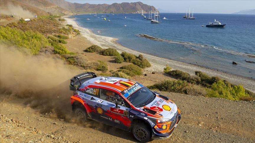 Neuville leads Rally Turkey at end of day 2