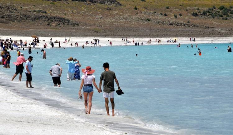 Master plan ready for protection of iconic lake in Turkey’s south