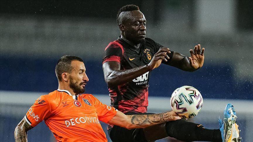 Galatasaray beat reigning champions Başakşehir 2-0