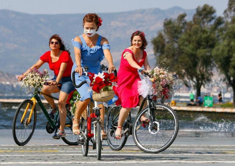 ‘Fancy women bikers’ ride alone this year due to pandemic