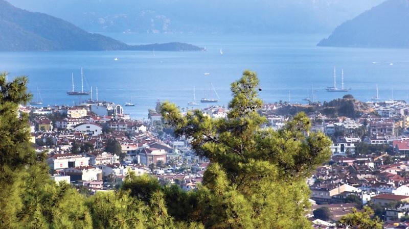 Some 2,500 facilities get safe tourism certificate