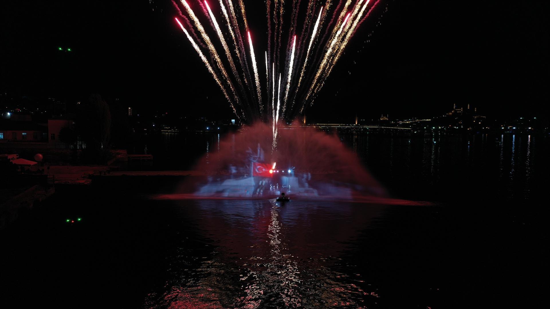Communications Directorate organizes Preveza Naval Victory hologram show at Golden Horn