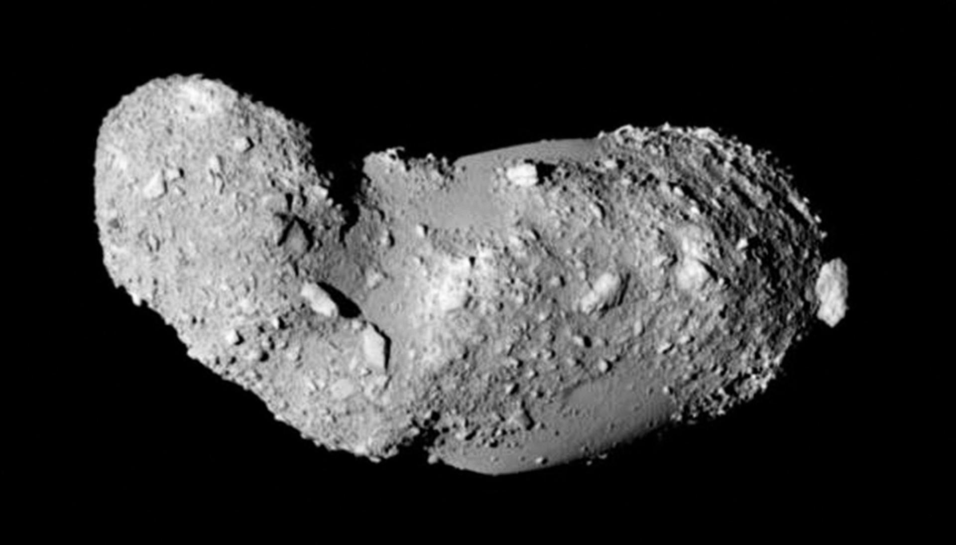 Turkish scientist to analyze asteroid pieces from space