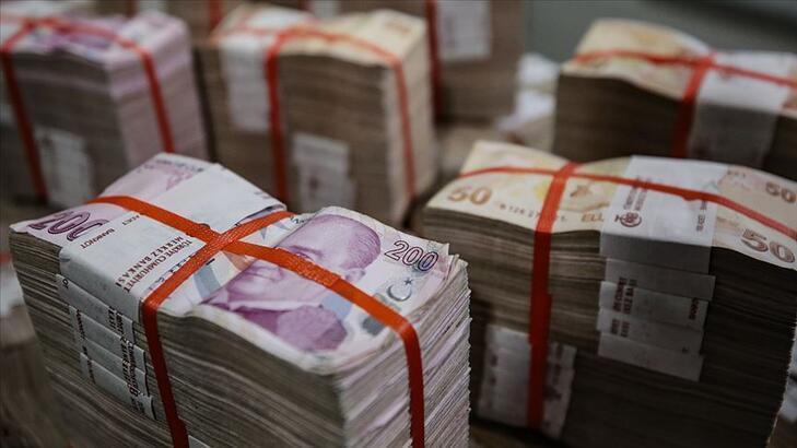 Current account balance sees $4.6 bln gap in August