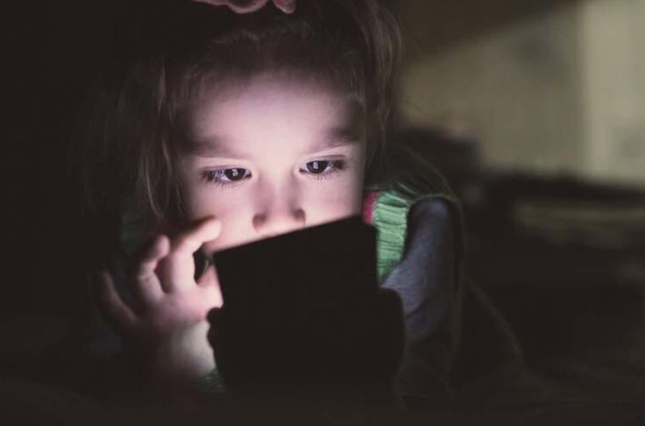 Irish regulator probes Facebooks handling of childrens data on Instagram