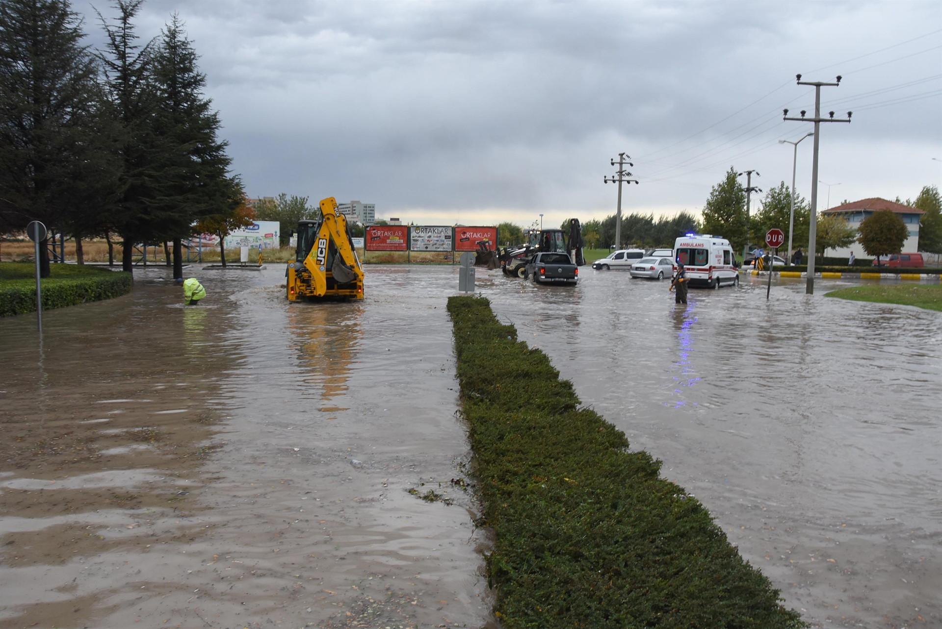 Rainfall hits major cities, disrupts transportation