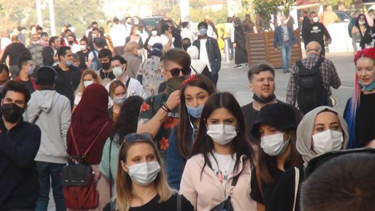 Turkish health minister urges public to reduce contacts