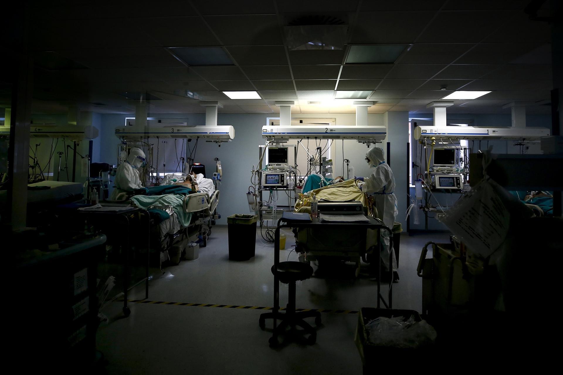 Europes coronavirus infections top 11 million