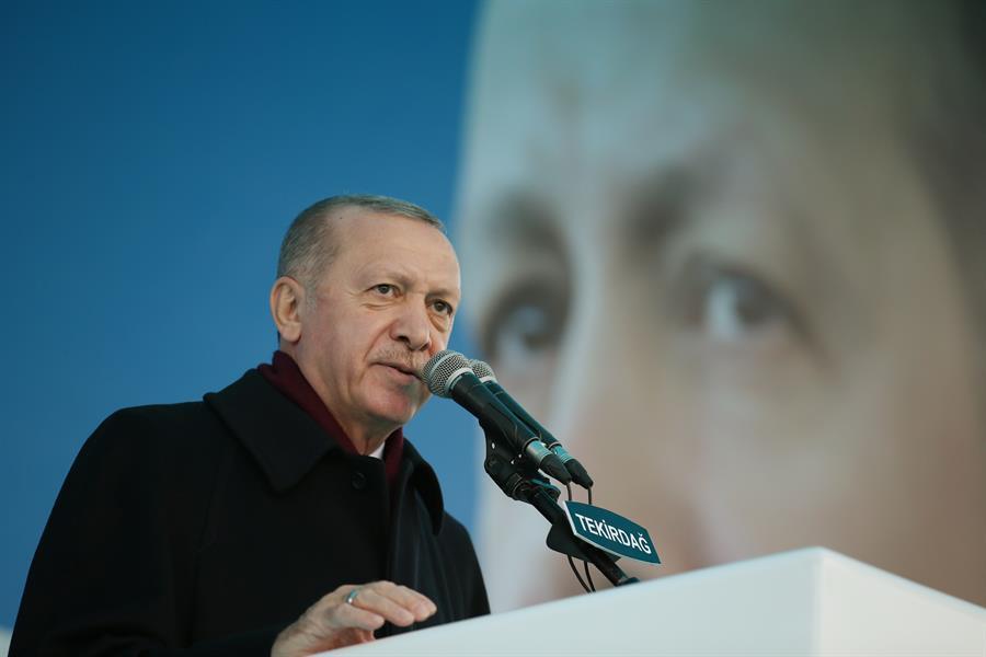 President Erdoğan invites foreign investors to Turkey