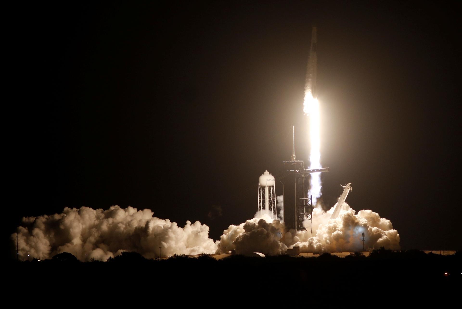 SpaceX launches four astronauts to ISS