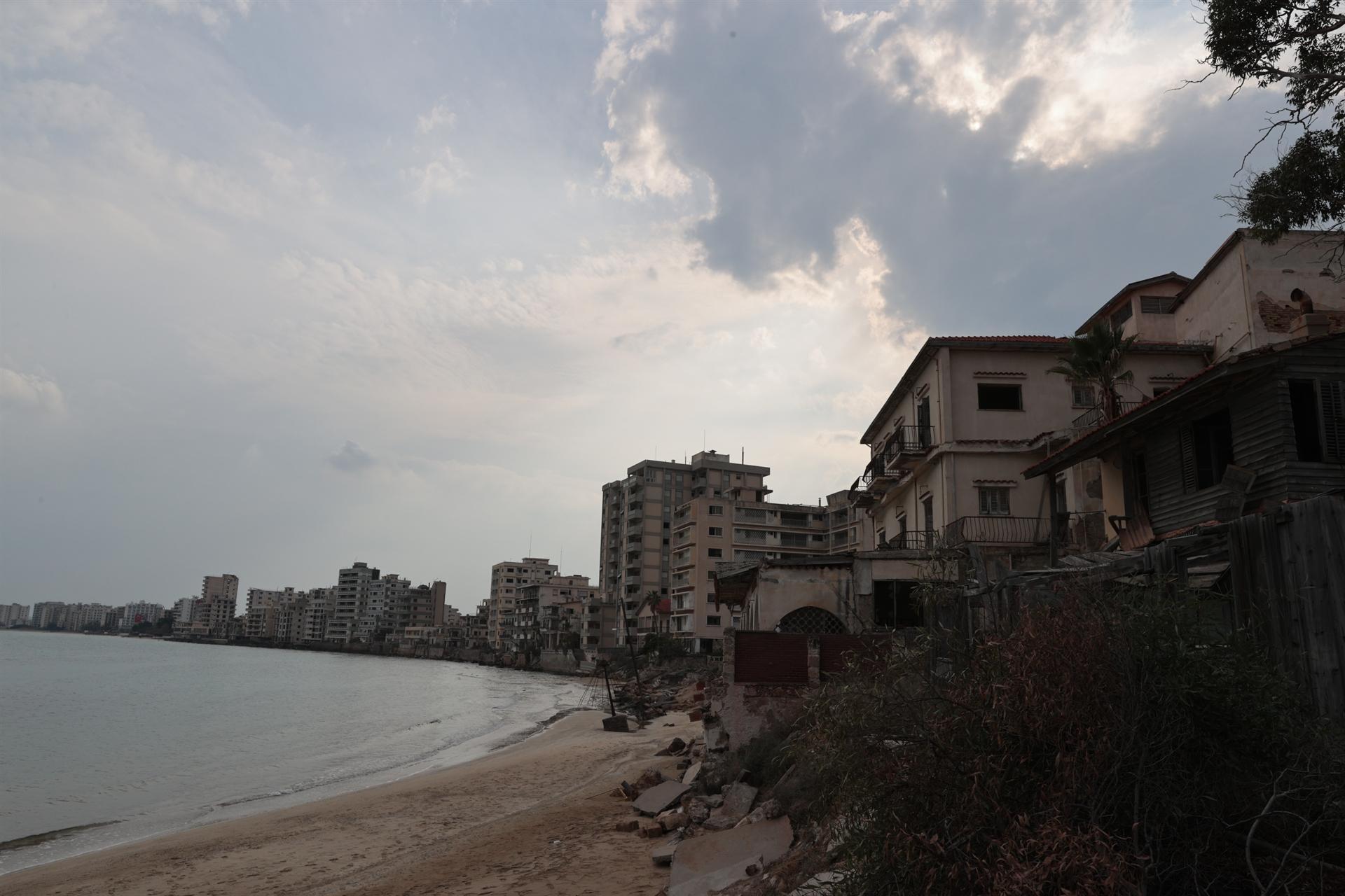 Erdoğan calls on Greek Cypriots to apply to a panel to claim their properties in Varosha