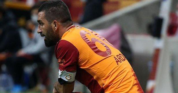 Galatasaray players Arda, Babel contract virus