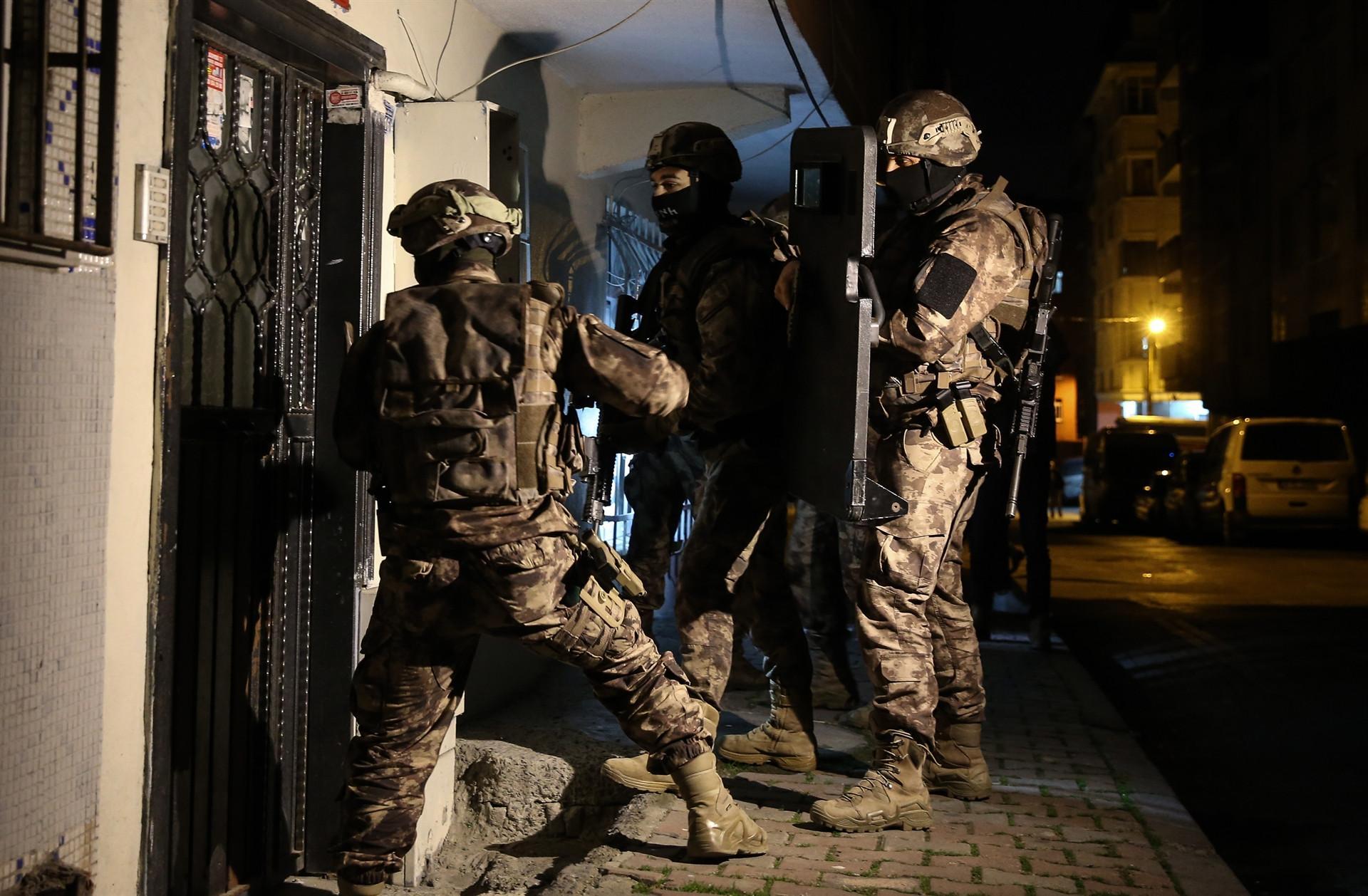 Nearly 20 suspects detained in PKK op in Istanbul