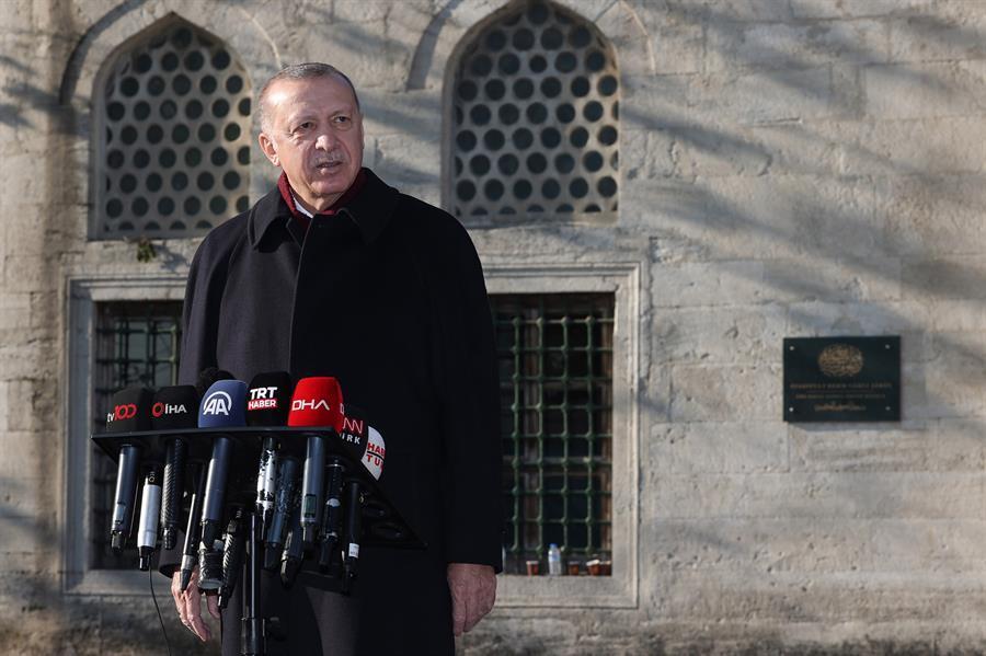 President Erdoğan says he will get COVID-19 vaccine